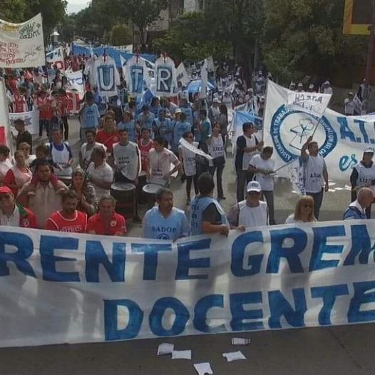 Eres Chaco El Frente Gremial Docente adhiere al paro de este jueves